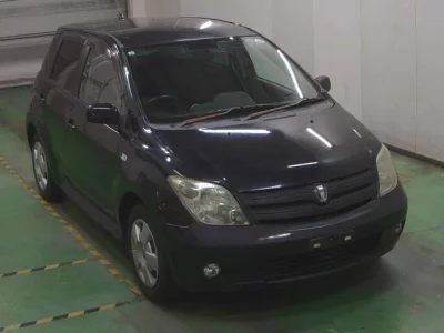 Toyota IST