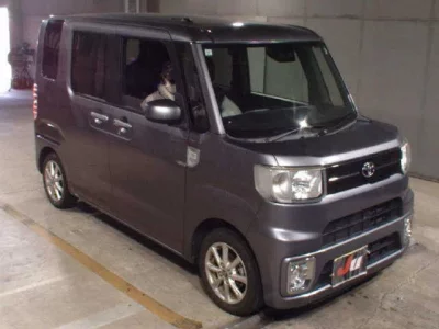 Toyota PIXIS MEGA