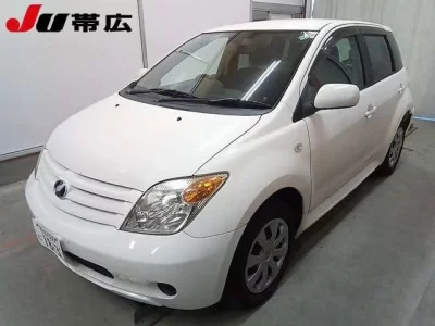 Toyota IST