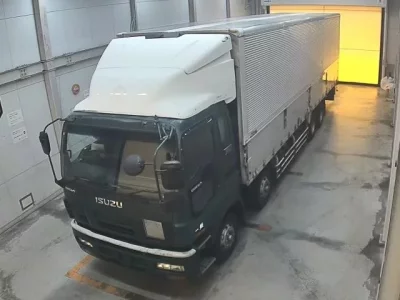 Isuzu TRUCK
