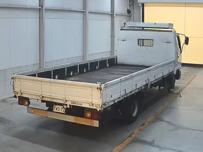 Mitsubishi FUSO FIGHTER