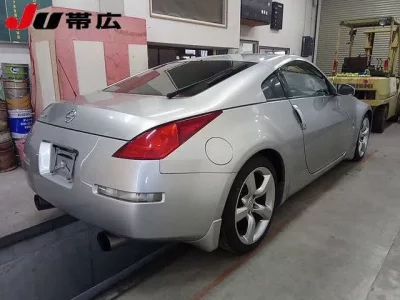 Nissan FAIRLADYZ