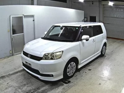 Toyota COROLLA RUMION