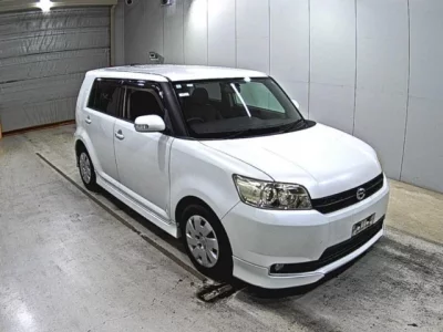 Toyota COROLLA RUMION