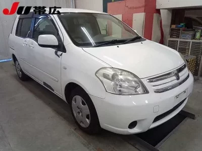 Toyota RAUM
