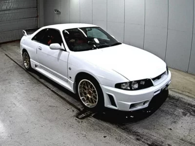 Nissan SKYLINE