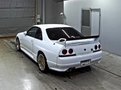 Nissan SKYLINE