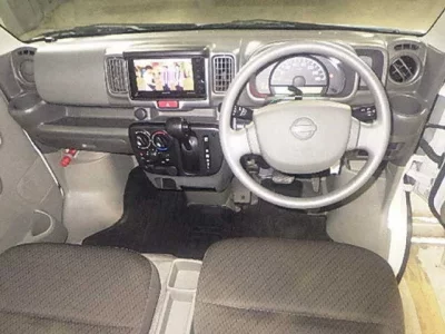 Nissan CLIPPER VAN