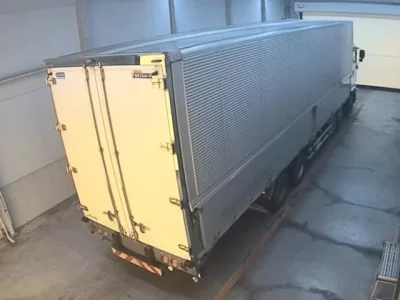 Isuzu TRUCK