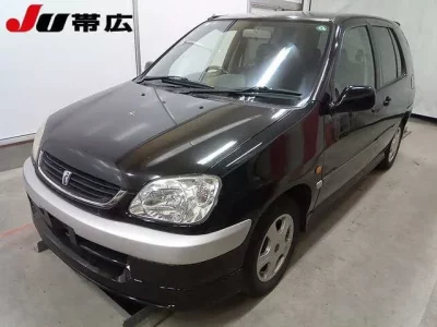 Toyota RAUM