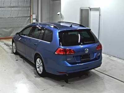 Volkswagen GOLF VARIANT