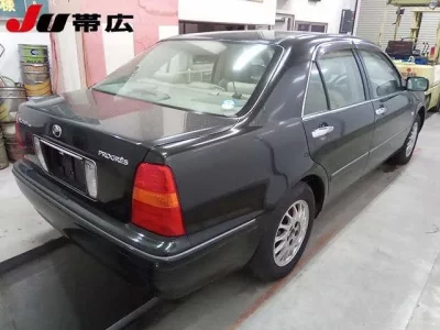 Toyota PROGRES