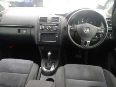 Volkswagen GOLF TOURAN