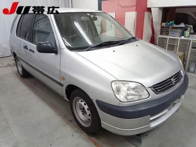 Toyota RAUM