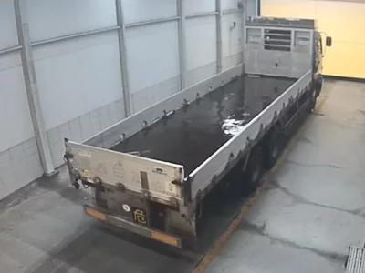 Isuzu TRUCK