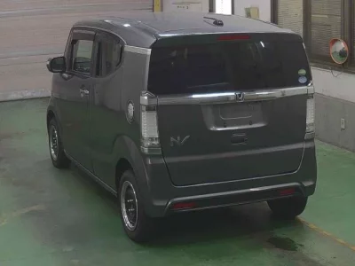 Honda N BOX SLASH