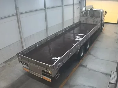 Isuzu TRUCK