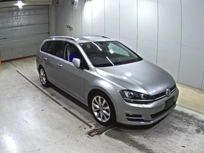 Volkswagen GOLF VARIANT