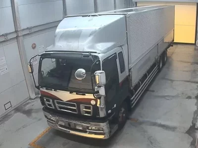 Isuzu TRUCK