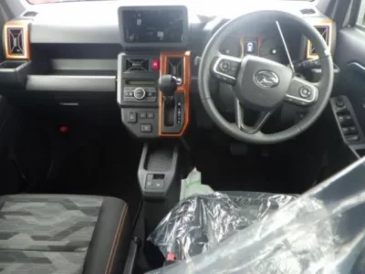 Daihatsu TAFT