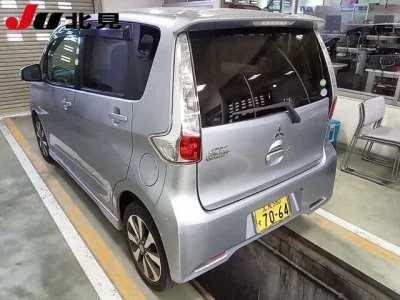 Mitsubishi EK CUSTOM