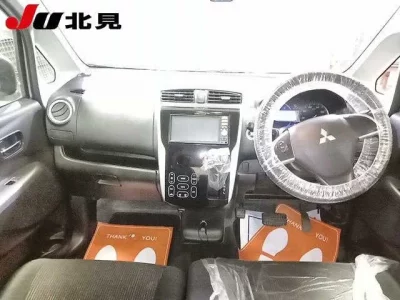 Mitsubishi EK CUSTOM