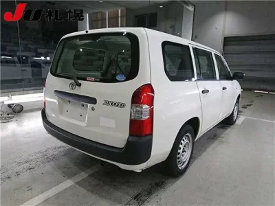 Toyota SUCCEED