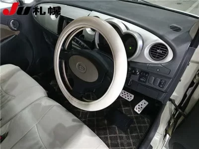 Daihatsu MOVE LATTE