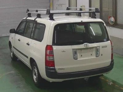 Toyota SUCCEED