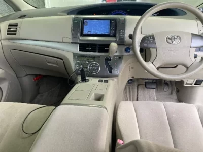 Toyota ESTIMA HYBRID