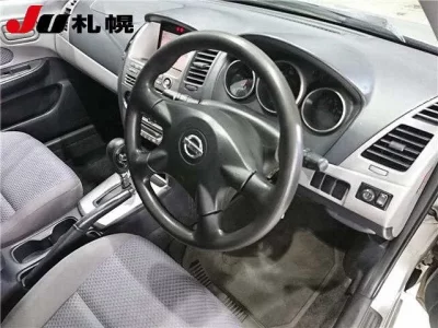 Nissan WINGROAD