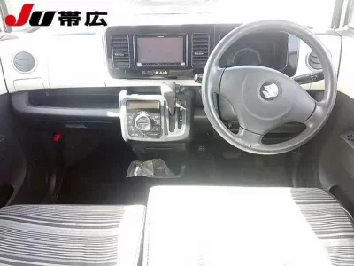 Suzuki MRWAGON