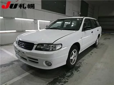 Nissan EXPERT