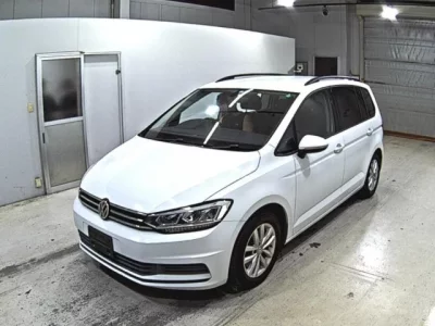 Volkswagen GOLF TOURAN