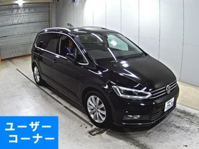 Volkswagen GOLF TOURAN