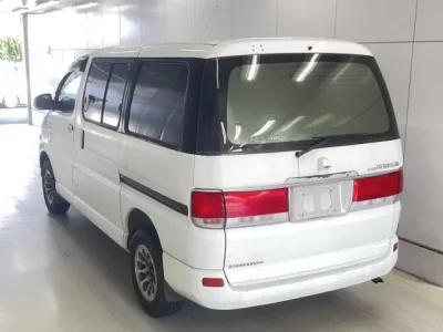 Toyota REGIUS VAN