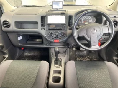 Nissan AD