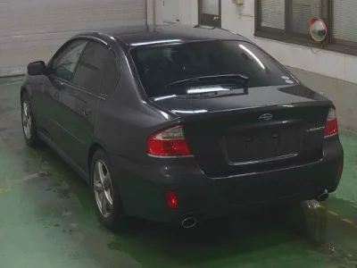 Subaru LEGACY B4