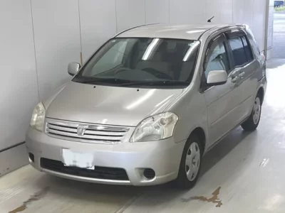 Toyota RAUM