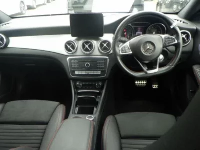 Mercedes-Benz CLA CLASS