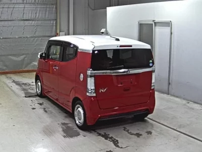 Honda N BOX SLASH