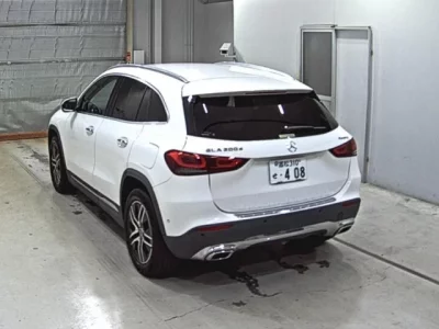 Mercedes-Benz GLA CLASS