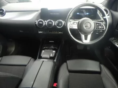 Mercedes-Benz GLA CLASS
