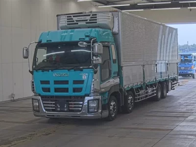 Isuzu GIGA