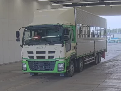 Isuzu GIGA