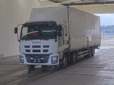 Isuzu GIGA