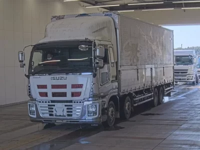 Isuzu GIGA