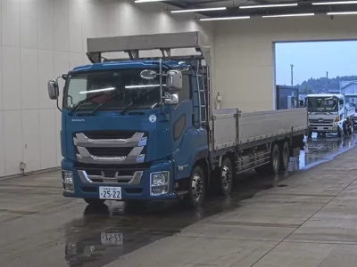 Isuzu GIGA