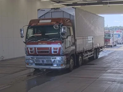 Isuzu GIGA