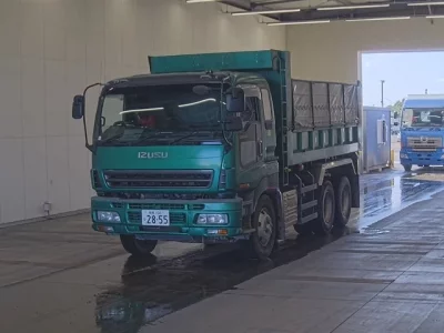 Isuzu GIGA